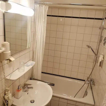 Zum Kleinen Reichstag Moers