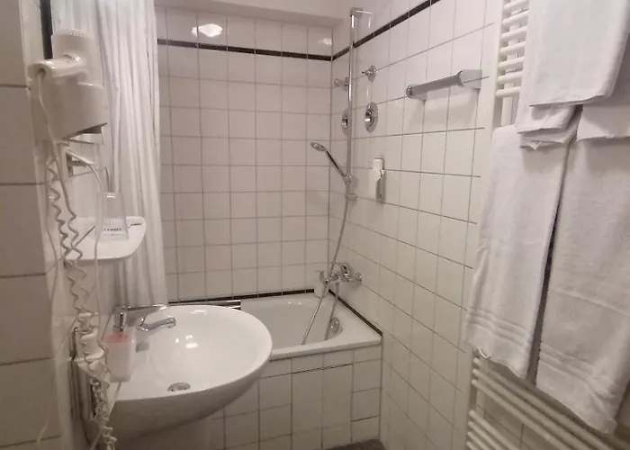 Zum Kleinen Reichstag Hotel *