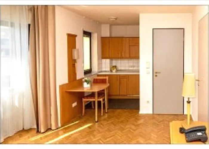 Zum Kleinen Reichstag